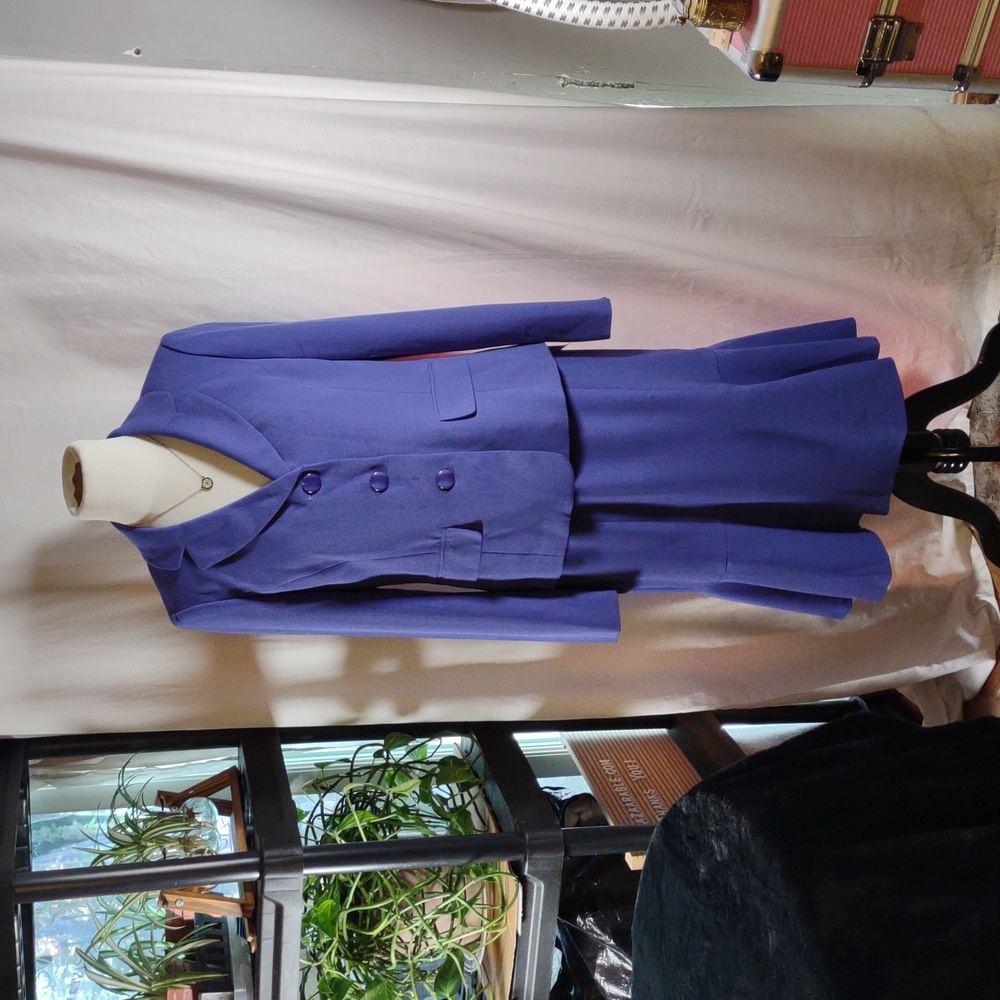 NWT Le Suit Elegant Purple/Merino Blue Blazer & Skirt Suit - Size 8